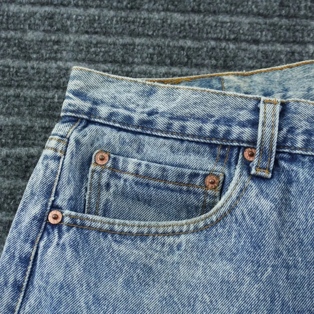 Levi's 501 Straight Leg Jeans Mens 33x28 Light Blue Vintage 90s Button Fly